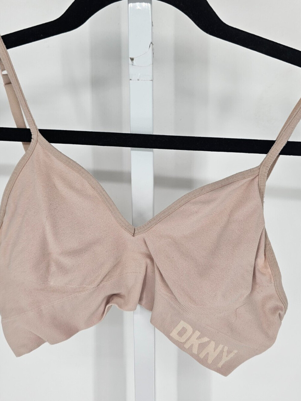 DKNY Womens Sz M Unlined Wire Free T Shirt Bra Beige